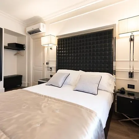 Verona House Aparthotel Esterno foto