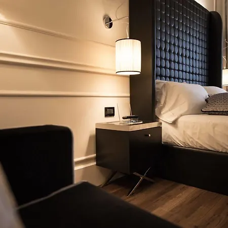 Verona House Aparthotel Esterno foto