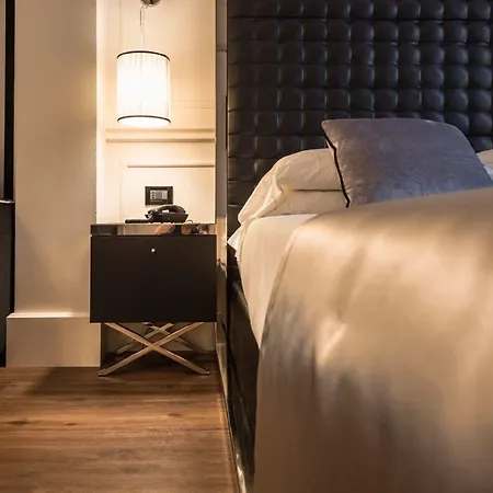 Verona House Aparthotel Esterno foto