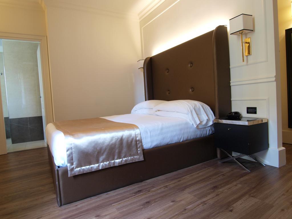 Aparthotel House